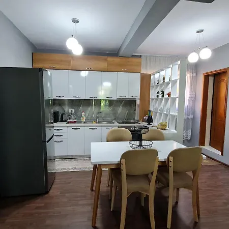 Apartment Jon's Tirana