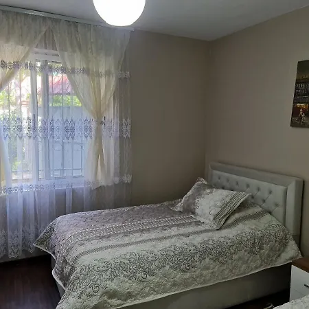 Jon's Apartmán